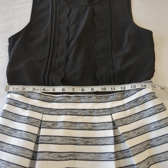 41 Hawthorn mixed media striped sleeveless black and white dress, size M - Picture 9 of 11